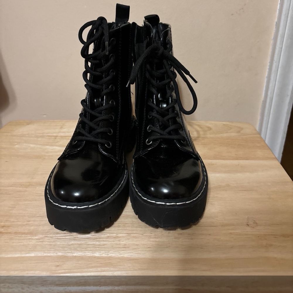 Women boots